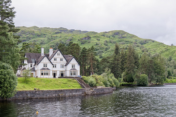 Fototapeta na wymiar Manor on the Loch Katrine, Loch Lomond & The Trossachs National Park, Scotland, UK