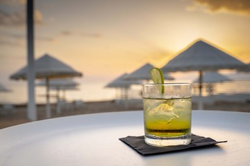 Cocktail con limone