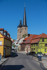 Obraz premium Innenstadt von Burg bei Magdeburg, Jerichower Land, Sachsen-Anhalt, mit bunten Häusern