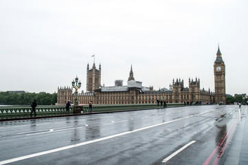 Fototapeta na wymiar Big ben and houses of parliament in London