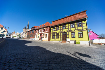 Bunte Häuser in Burg, Jerichower Land, Sachsen-Anhalt, Deutschland, Europa
