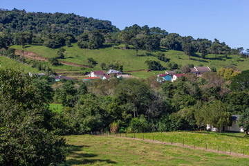 Fototapeta na wymiar Forest, mountains and farms in Sinimbu