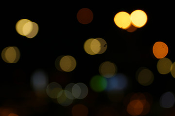 Ночные огни не в фокусе разного цвета