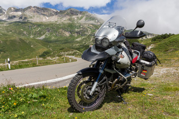 Motorradtour in den Alpen - 282335737