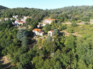 Hameau de la Rouvierette dans les Cévennes