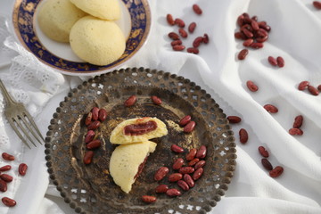 steamed buns filled with red bean paste