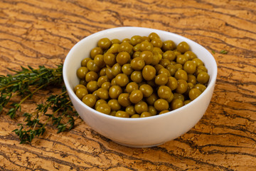 Marinated green peas