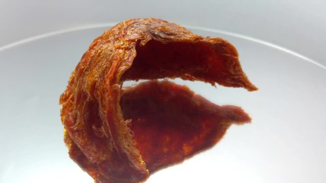 Red blood edible birds nest video. Key ingredient to one of the most expensive dessert in the world. This Chinese delicacy is highly desired in many parts of the world.