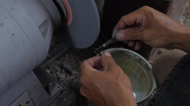 Sharpening Tari Knife - SlowMo 50fps to 25fps