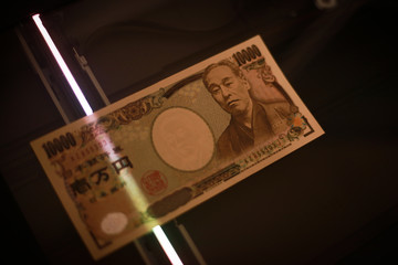 現金偽造イメージ