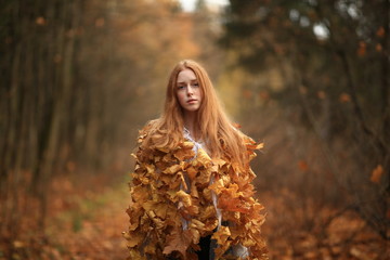 Fashion Autumn model, Fall Leaves Dress, Beauty Girl