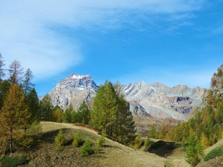 Fototapeta premium The mountains and the Nature of the Natural Park 