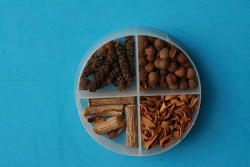 box with spices for cocktails with vocka..