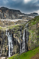Wasserfall am Cirque  de Gavarnie, Französische Pyrenäen