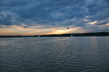 Fototapeta premium sunset over lake