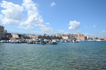 Fototapeta na wymiar Greek city of Chania boat rental for a pleasant sea trip