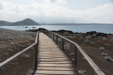 Obraz premium Boardwalk on Bartolome Island, Galapagos Island, Ecuador.