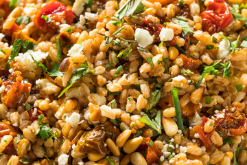 Homemade Healthy Farro Tomato Salad