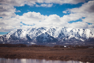 Fototapeta na wymiar Snow-covered Logan Mountain in Spring