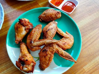 fried chicken wings with french fries