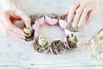 How to make Easter table decoration with egg shells, spanish moss and catkins