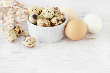 Bowl with quail egg decorated with jute bow. Easter decorations