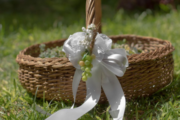 Wedding basket with succulnet plants inside and some 