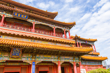 Fototapeta premium Beijing Tibetan Buddhism temple yonghe gong, classical architectural landscape