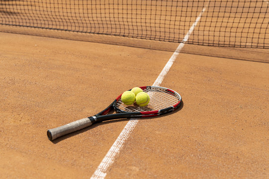 High view tennis balls on raket