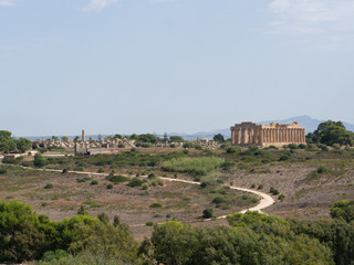 Fototapeta na wymiar View of Selinunte. the most westerly Greek colony in Sicily, showing temple and columns