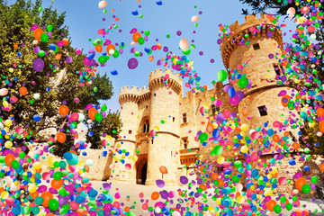 Fototapeta na wymiar Castello Palace on Rhodes Greece with air balloons