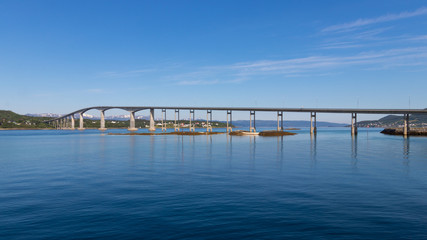Fototapeta na wymiar Gisund Bridge from the town of Finnsnes to the island of Senja