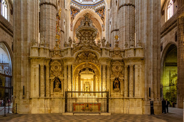 Interior of the new Cathedral of Salamanca