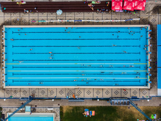 swiming pool from above - 282627146