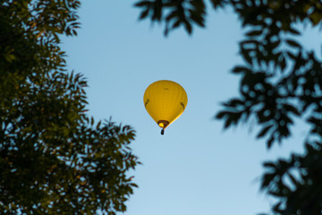 Hot air balloon - 282629333