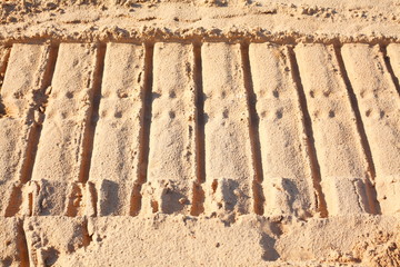Reifenspuren, Sand, Braune Sandfläche, Schatten, Hintergrundbild, Textur