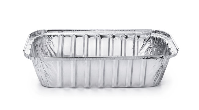 Empty disposable square aluminium foil baking dish