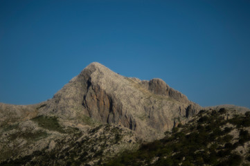 montaña y cielo 