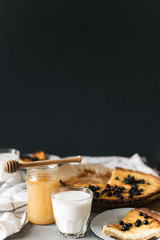 lemon sweet pie tart without sugar with milk and honey
