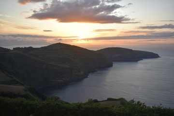 Obraz premium sunset in São Miguel, Azores (Miradouro de Santa Iria)