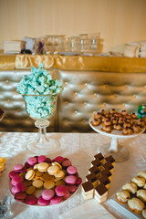 Method of presentation and design of sweets for the wedding table
