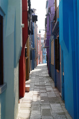 Fototapeta na wymiar Typische farbige Häuser, Burano, Venedig, Venetien, Italien, Europa