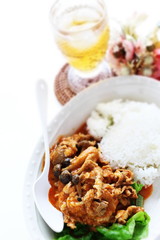 Shimeji mushroom in beef stew served with rice