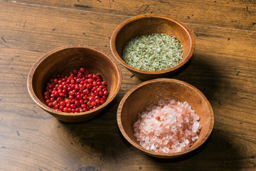 天然岩塩　Large crystals of edible rock salt Minerals