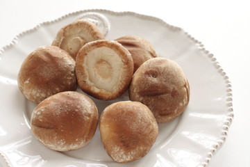 Japanese food ingredient, Shiitake mushroom on dish 