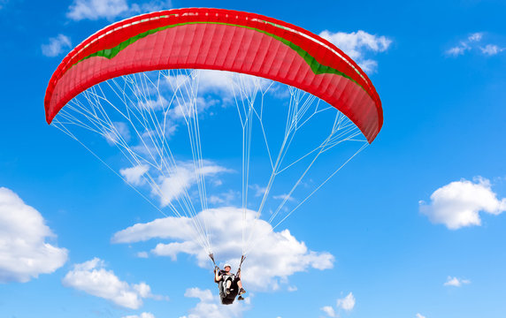 498 Best Saut Parachute Images Stock Photos Vectors Adobe Stock