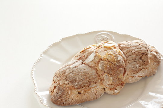 almond and sugar crossiant for french bread image