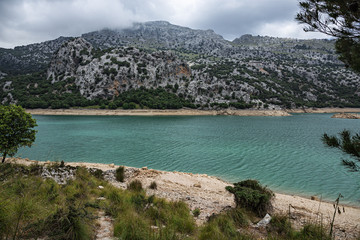 Obraz premium Lake in Sierra Tramuntana mountains on Mallorca island