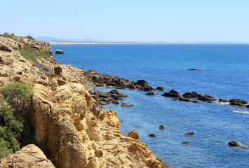 Fototapeta na wymiar Jagged rocky cliffs overlooking the Atlantic Ocean