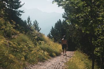 hiking in excessive heat